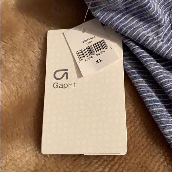 GAP GapFit Top - Picture 3 of 3